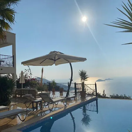 Sezen * Kalkan