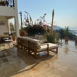 Sezen Βίλα Καλκάν